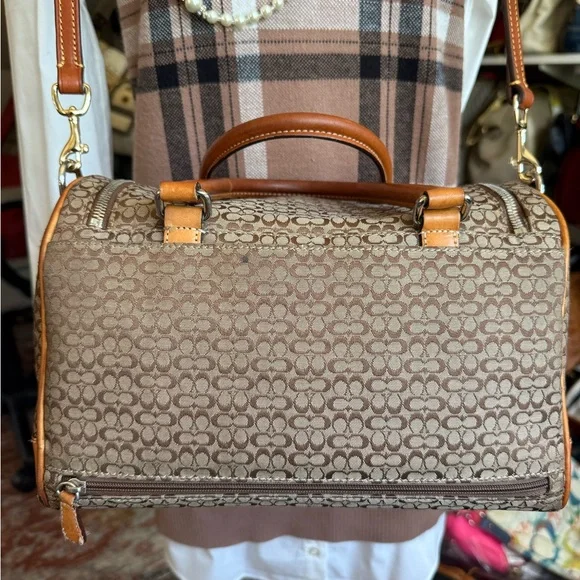 Coach 2004 monogram Brown Leather Accent Large Train Case Bag/ Boston - Picture 7 of 17